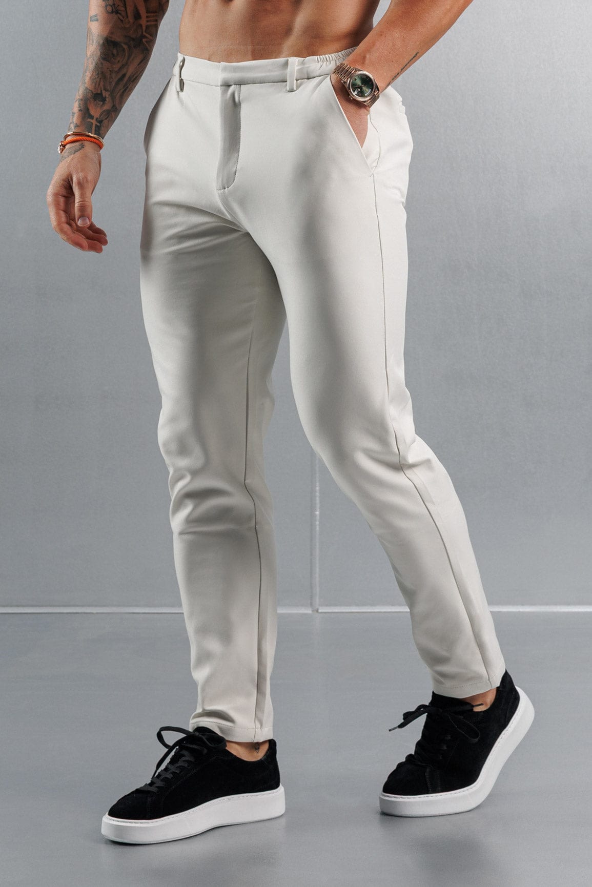 White / XL